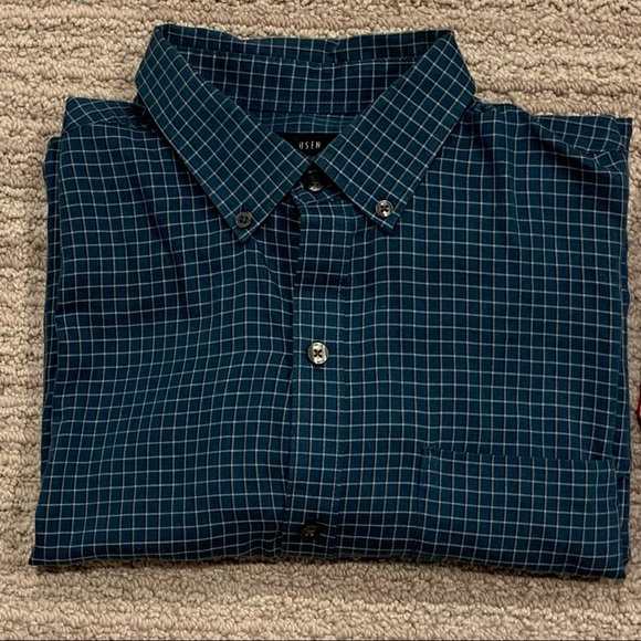 Bundle of 2 Button Down Collared Shirts Van Heusen Chaps Size Medium - Picture 3 of 11